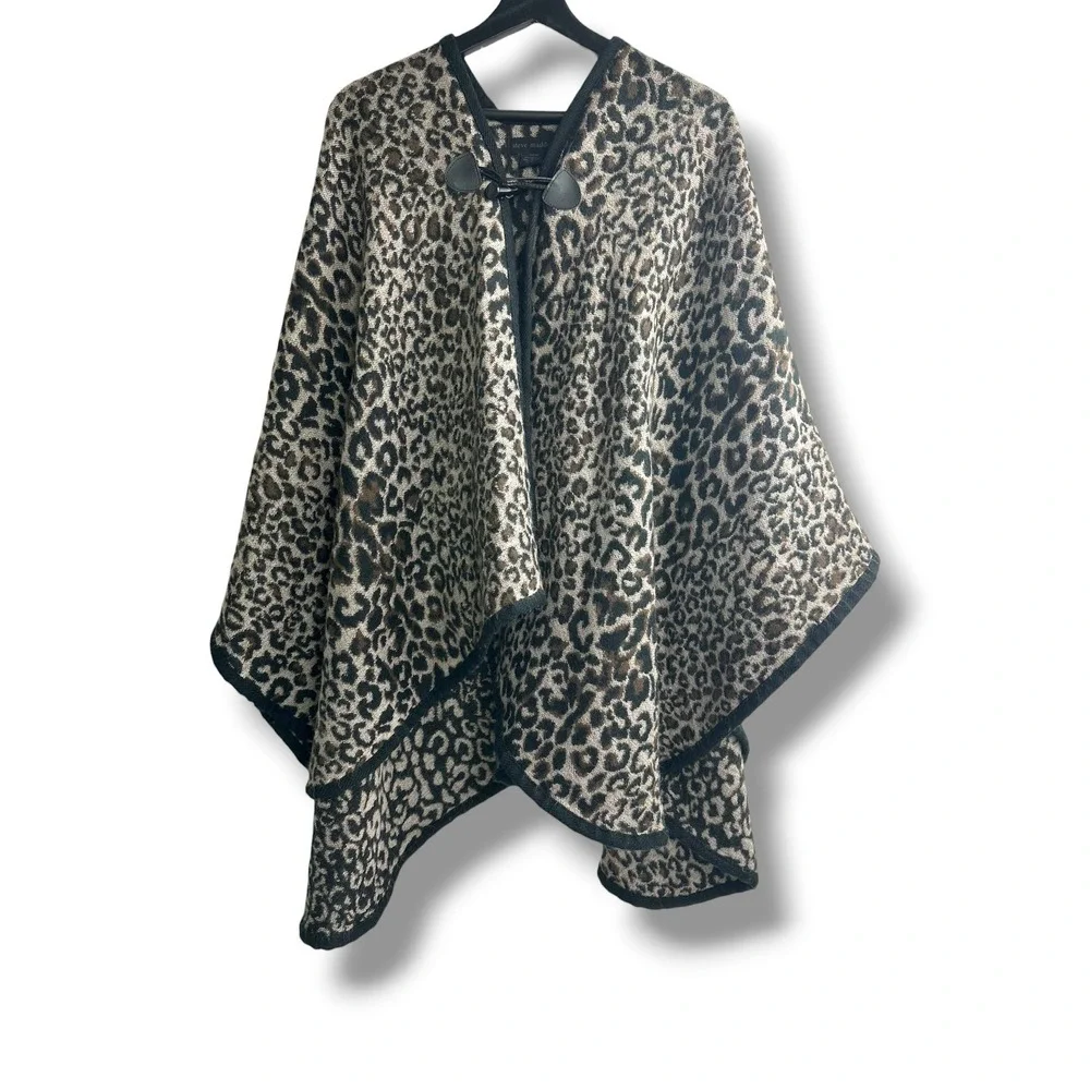 Steve Madden Leopard Print Toggle Closure Poncho Wrap OSFM Brown‎ Black Tan Knit